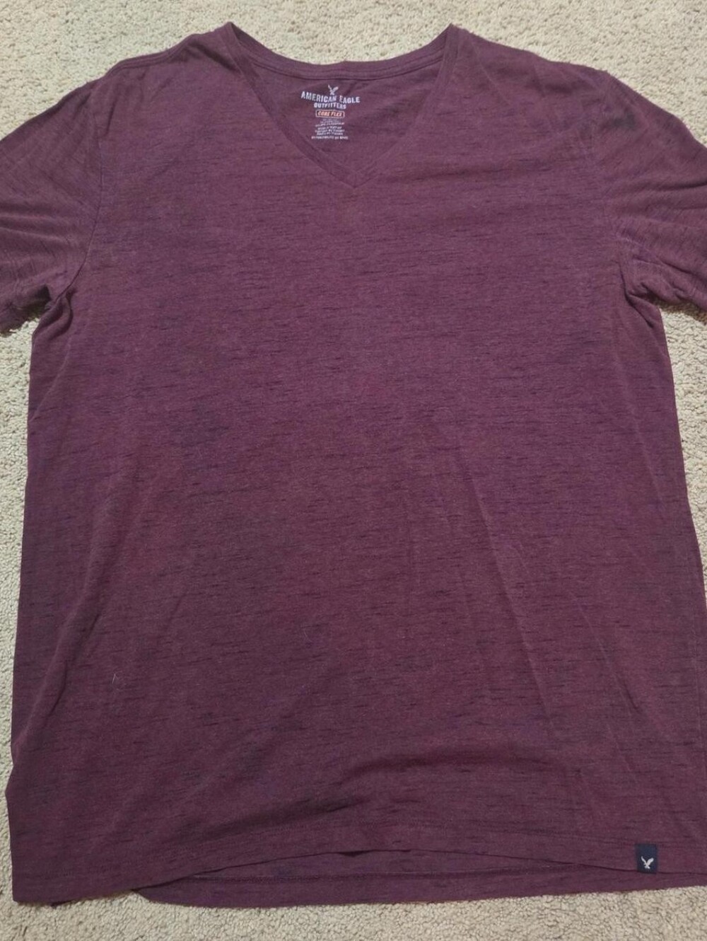 American Eagle Outfitters Men's V-Neck T-Shirt - Maroon